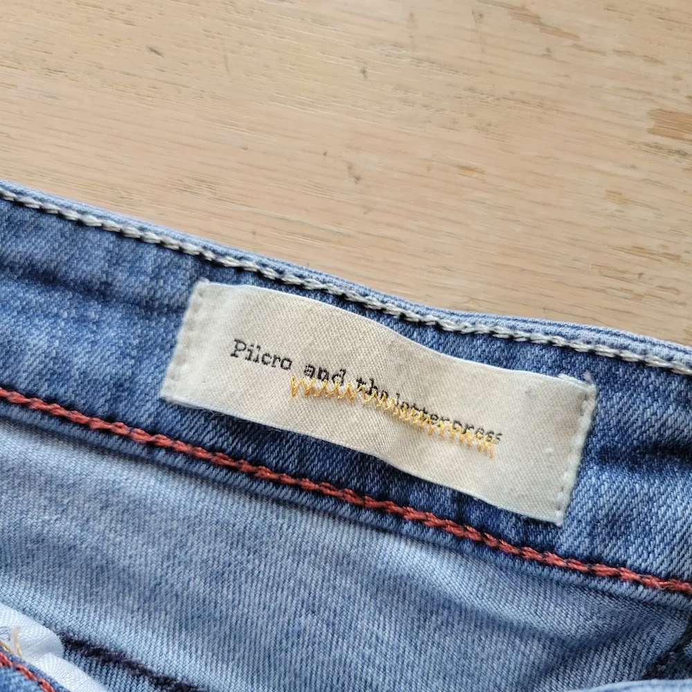 Pilcro and the Letterpress (Anthropologie) Jean shorts - Picture 5 of 12
